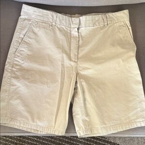 Gap boyfriend roll-up light beige/khaki shorts size 10